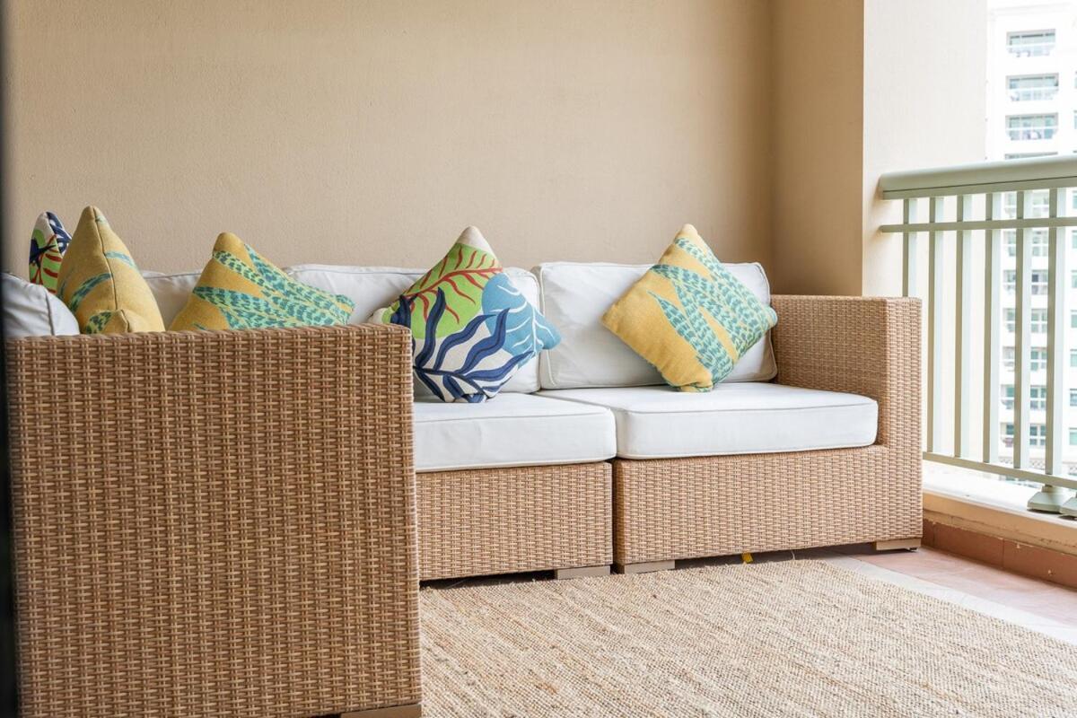 Spacious 3-bedrooms With Cozy Balcony In Palm Jumeira! Appartement Dubai