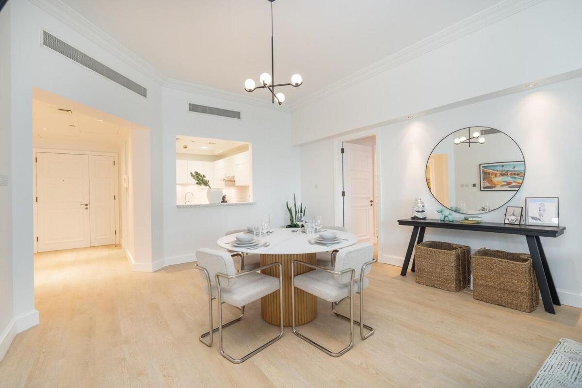 Spacious 3-bedrooms With Cozy Balcony In Palm Jumeira! Appartement Dubai