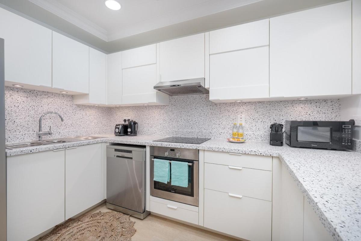 Spacious 3-bedrooms With Cozy Balcony In Palm Jumeira! Appartement